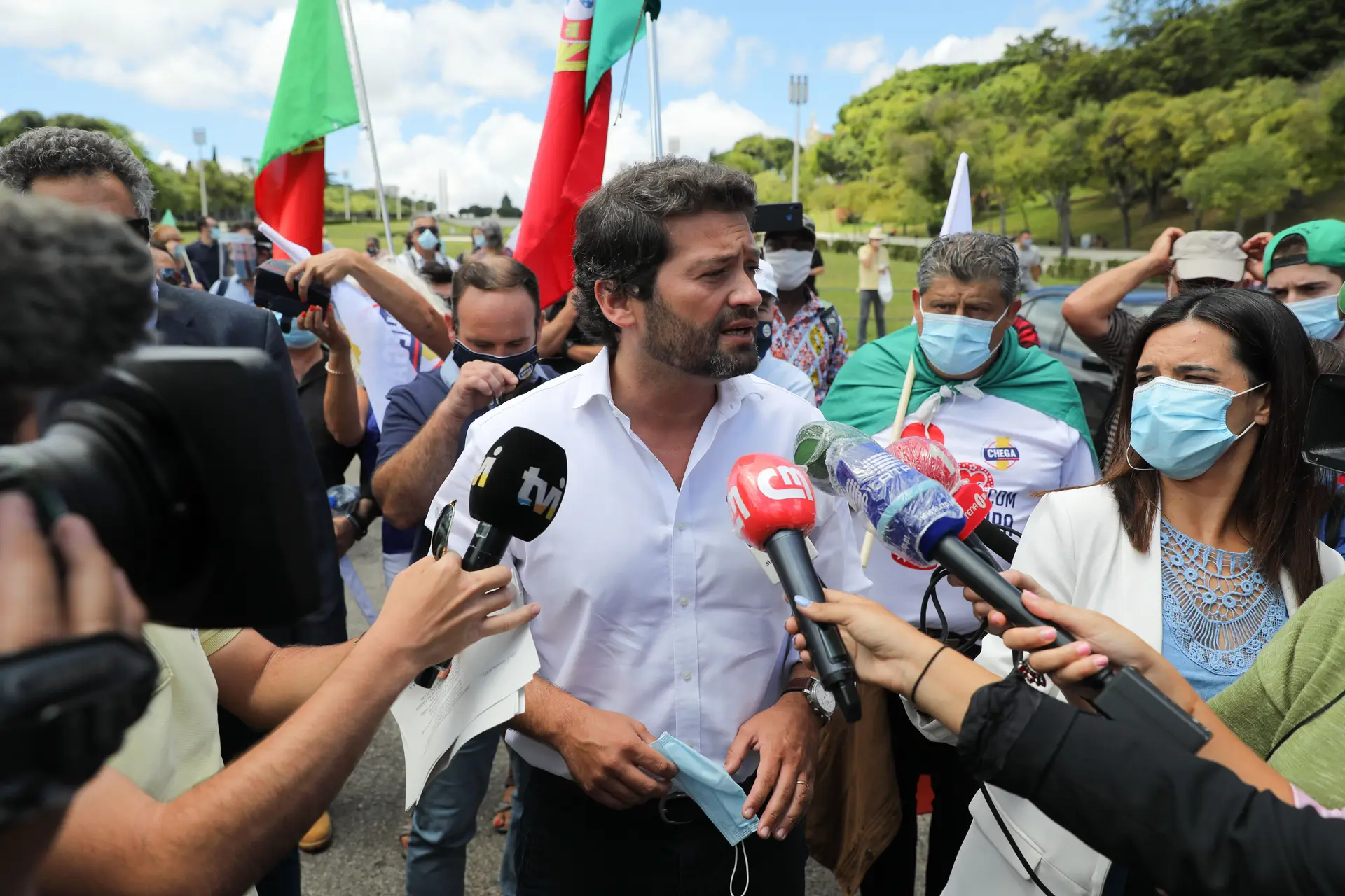 Lares. Chega também quer a demissão da ministra