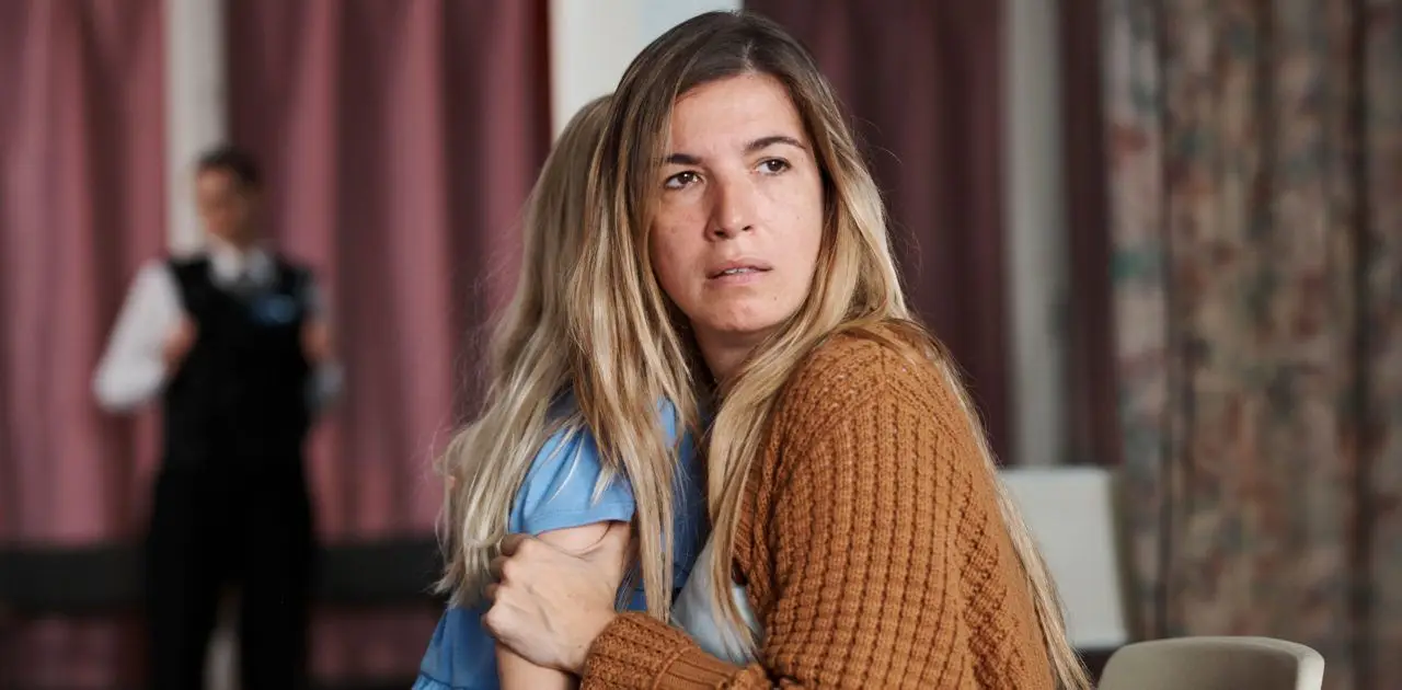Lúcia Moniz em “Listen”, longa-metragem de estreia de Ana Rocha de Sousa