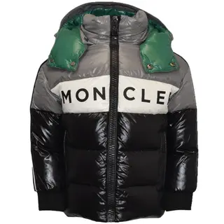 A Moncler tem, pela primeira vez, prejuízo operacional (de €35,5 milhões), face ao lucro de €102,6 milhões no mesmo período em 2019