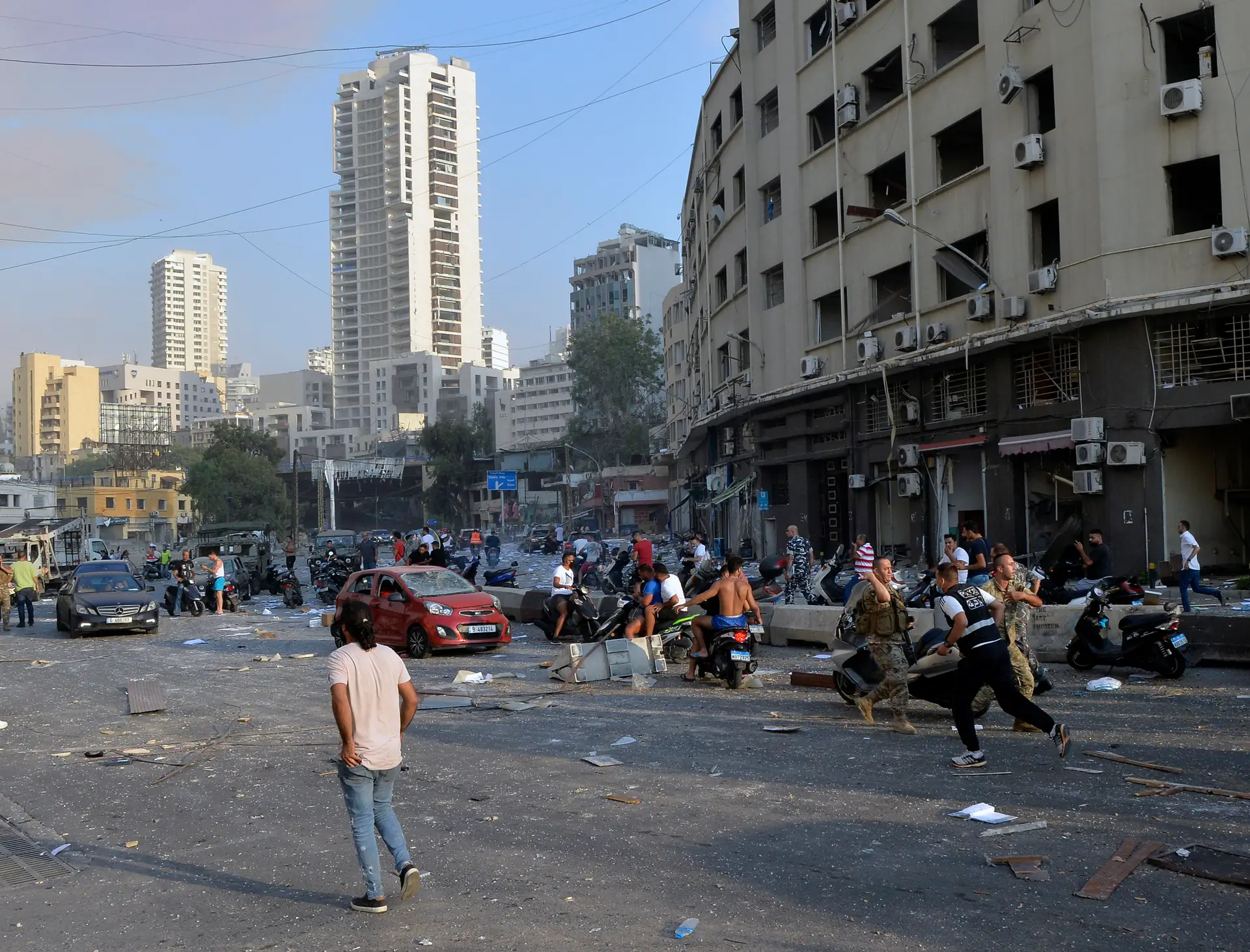 Imagem do centro de Beirute após a explosão