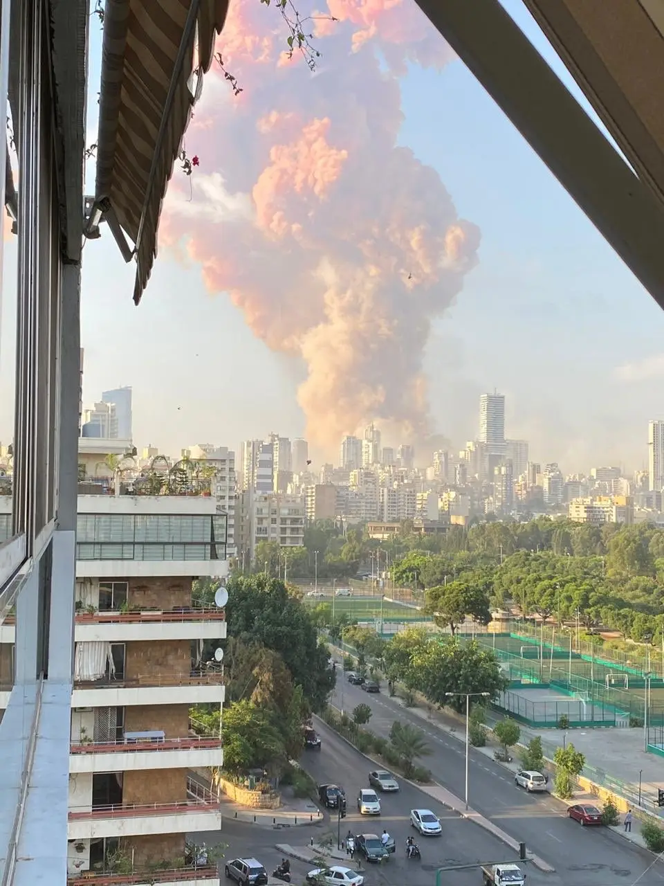 “A explosão foi 10 vezes maior do que a do bombardeamento de depósitos de combustível por Israel”: Ihab Kraidly, em Beirute para o Expresso