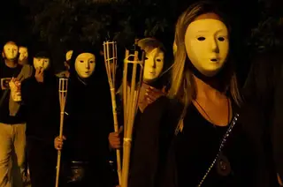 “Parada Ku Klux Klan” em frente ao SOS Racismo foi vigiada mas à distância