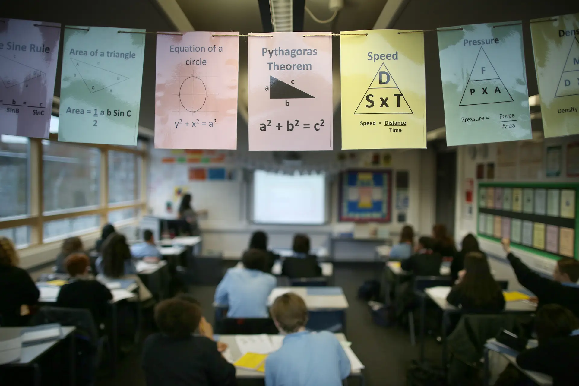 O impacto da covid-19 na Educação: maioria dos países fechou escolas por mais de três meses