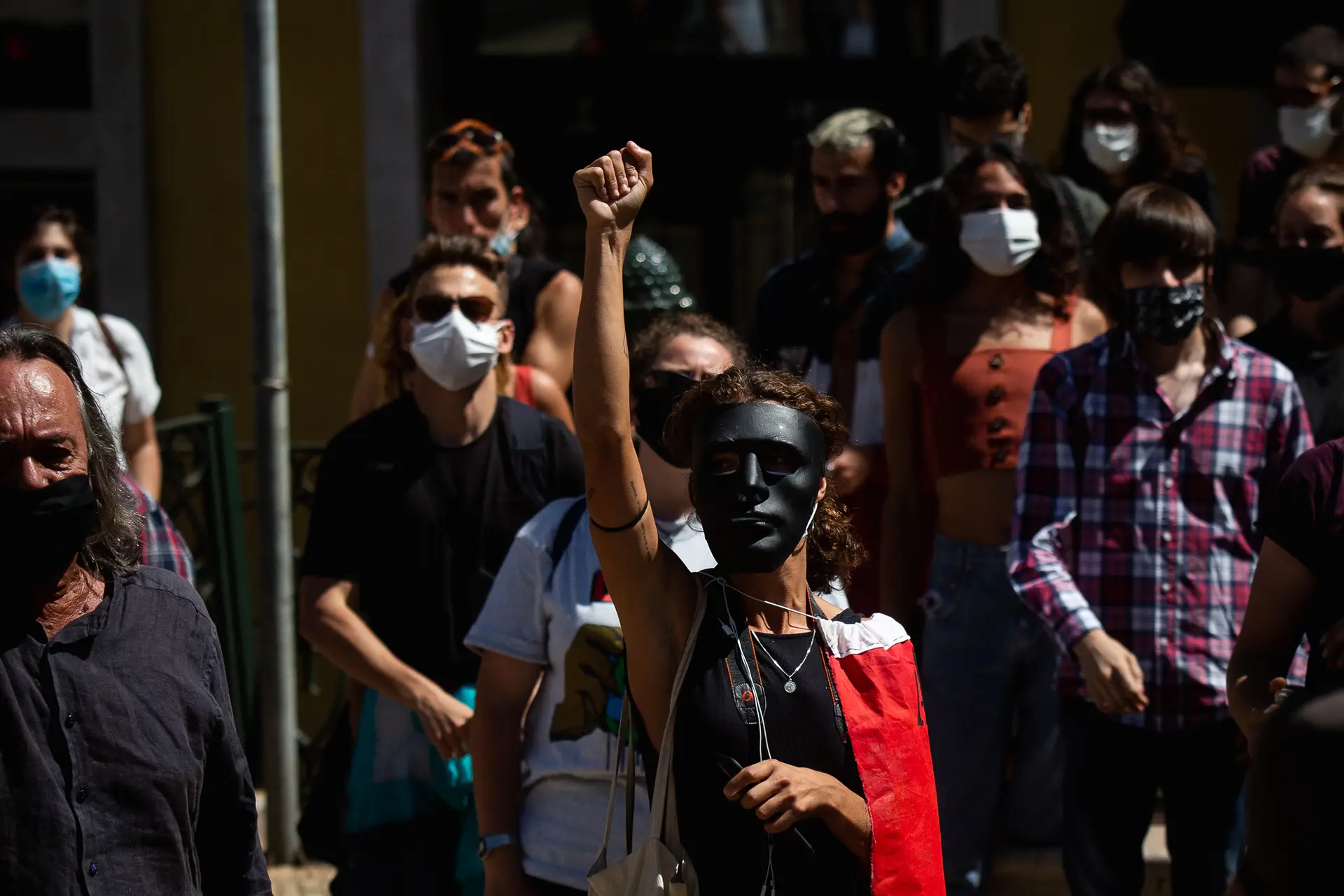 “Não passarão”, “Fascistas não são bem-vindos” e a presença de Joacine: a “manif” antifascista de Lisboa em imagens