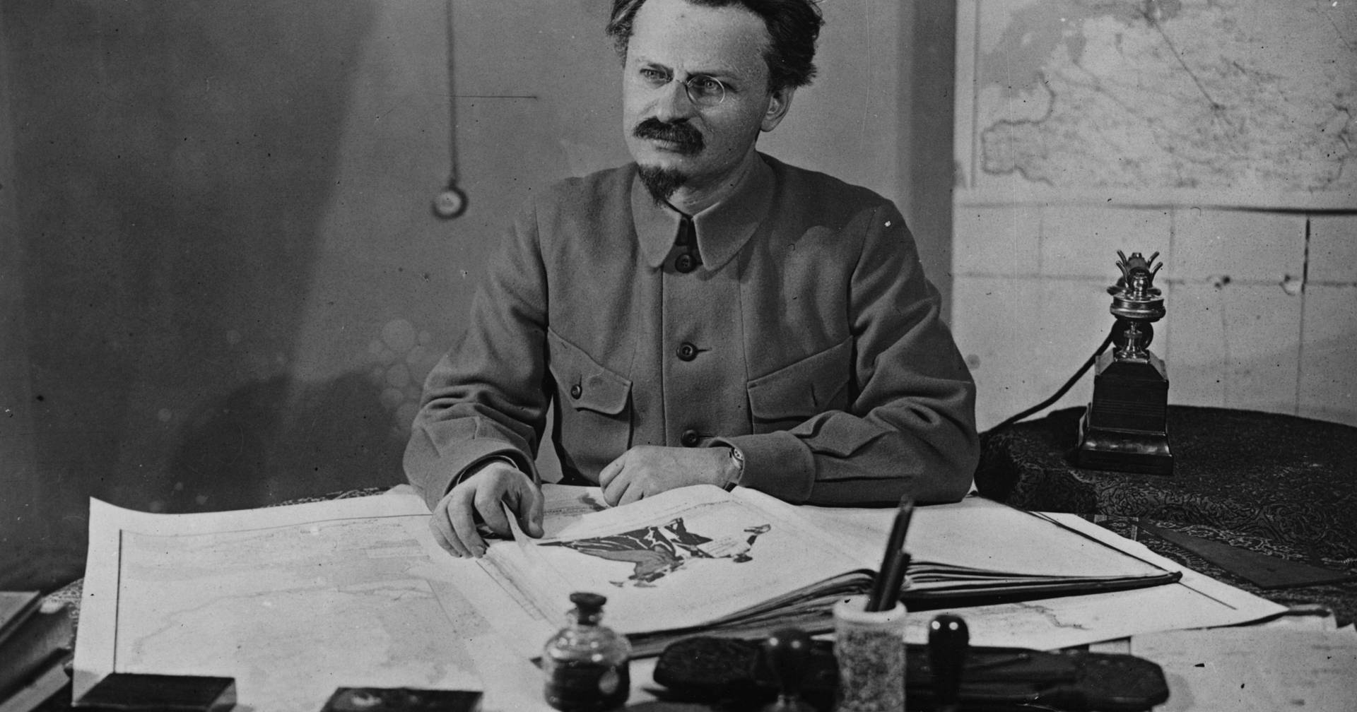 “Que la revolución te acompañe, camarada”: muere sobrino de Trotsky y guardián de la memoria