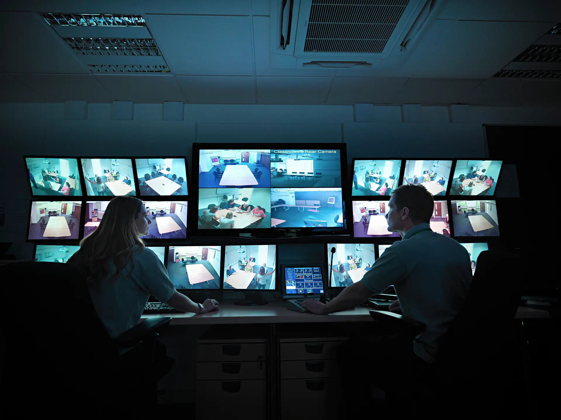 Teletrabalho aumentou o recurso a programas de vigilância de trabalhadores