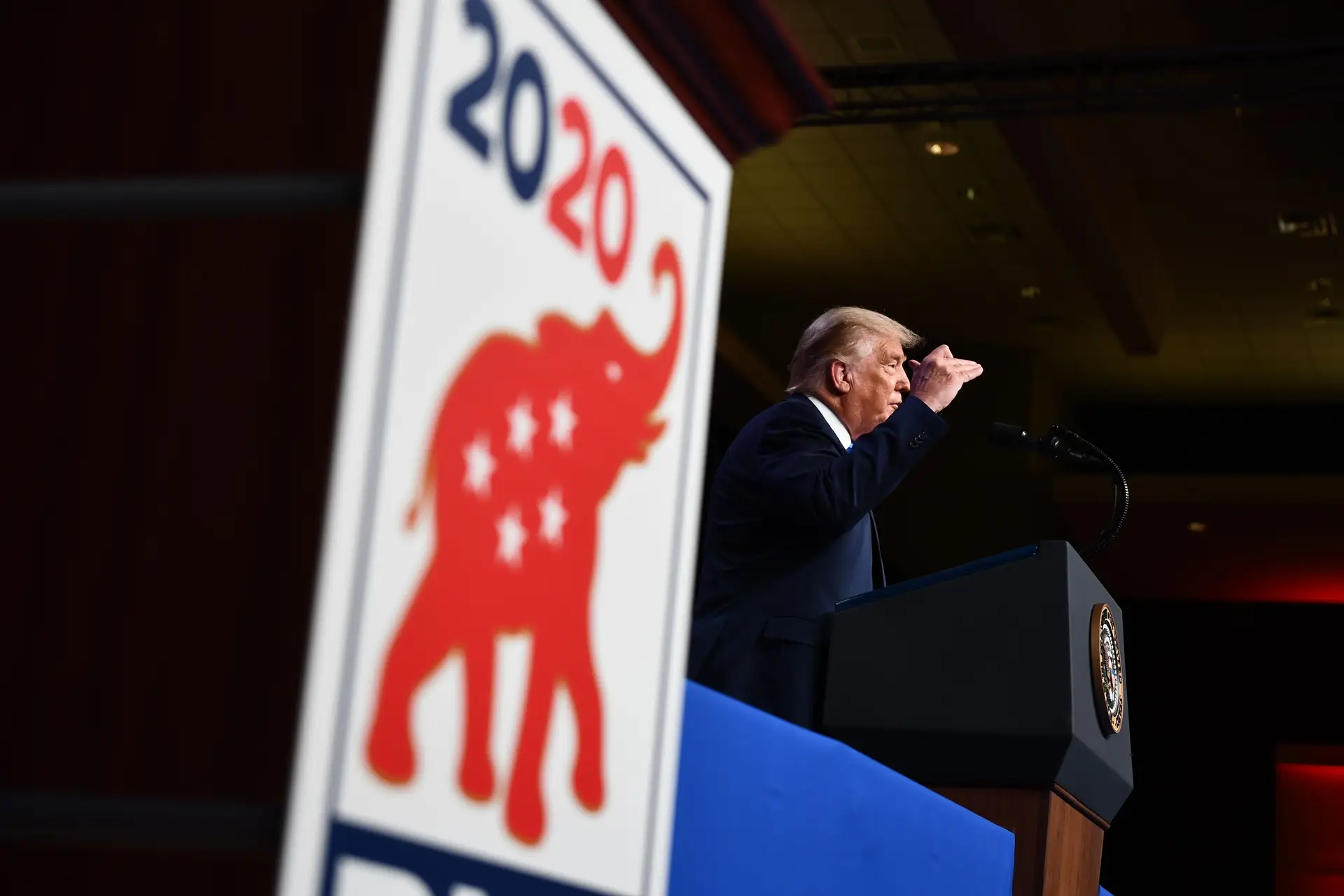 Republicanos nomeiam oficialmente Trump e Pence para eleições de novembro