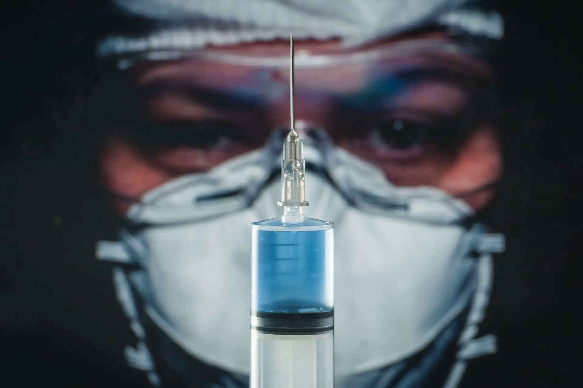 Lóbi das farmacêuticas quer proteção da UE caso as vacinas da covid-19 corram mal