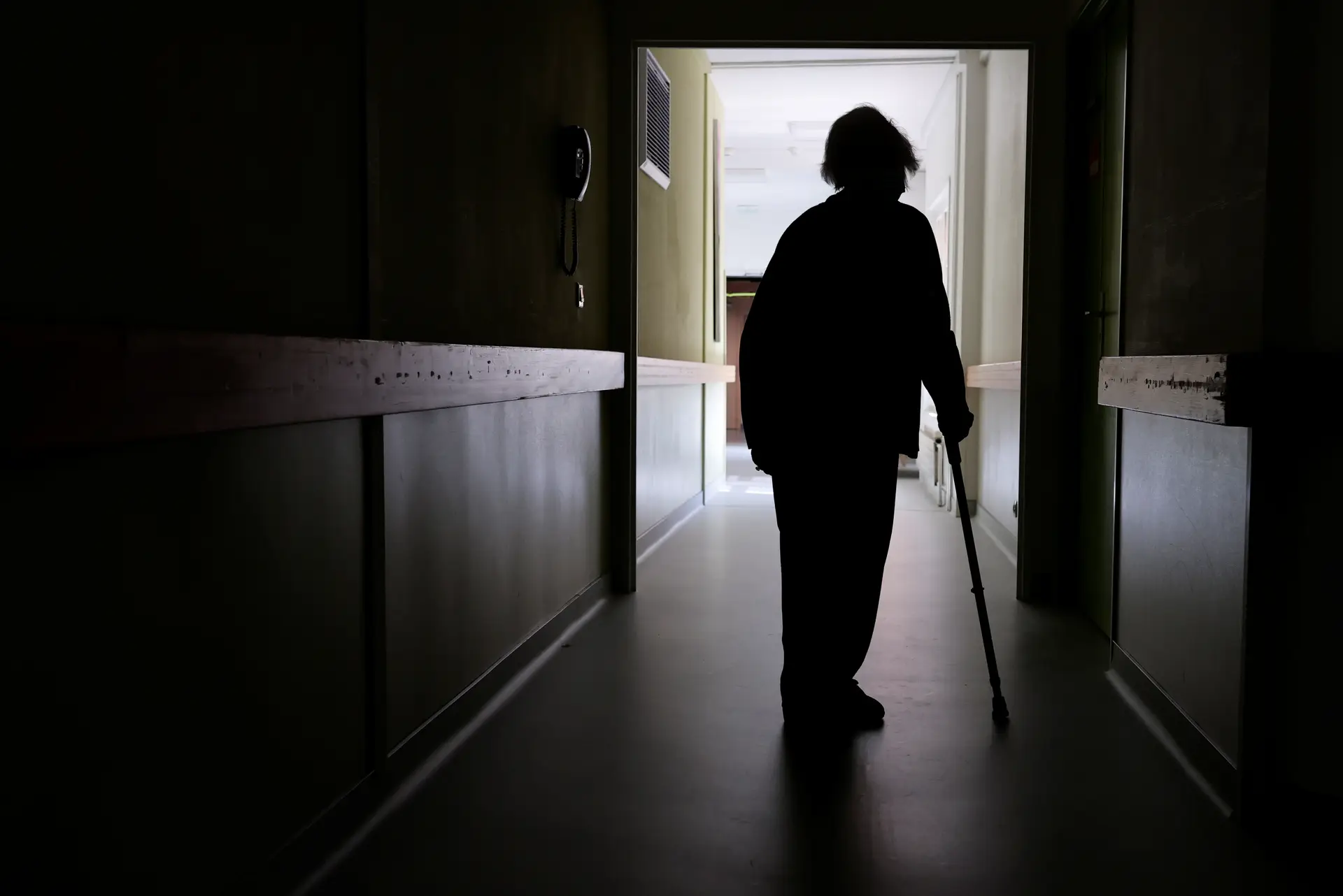 CNE indica que idosos podem sair dos lares para votar e não precisam de cumprir quarentena