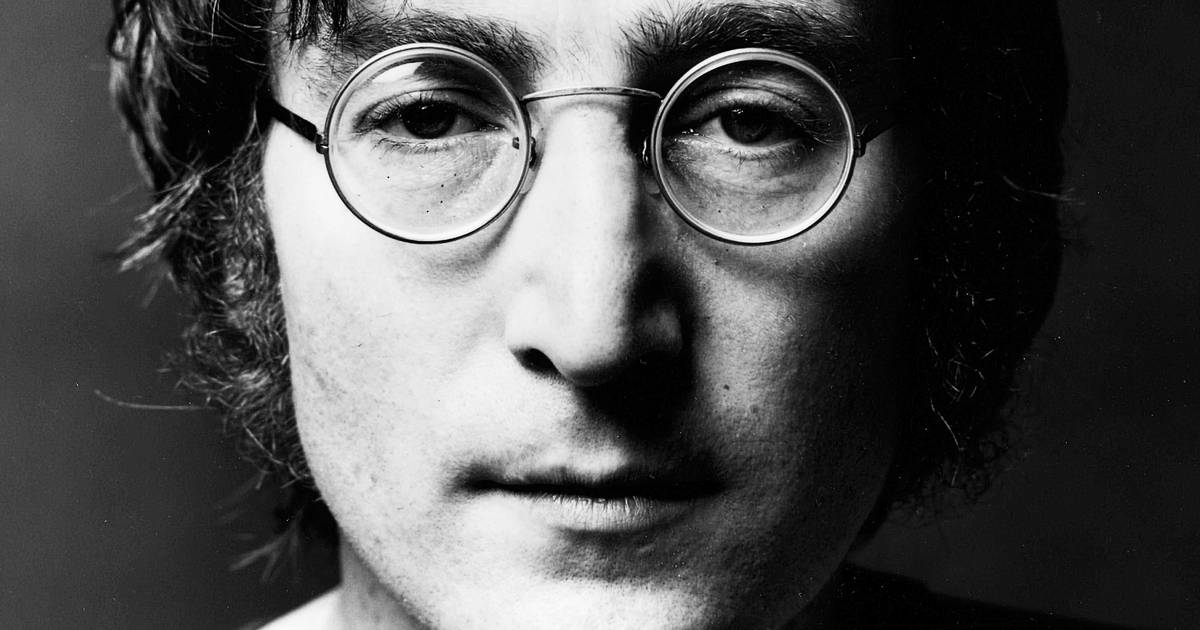 “Turn off your mind, relax and float downstream”: as 20 melhores canções de John Lennon nos Beatles