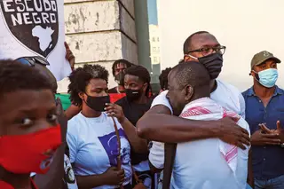Quase 15 mil pessoas exigem deportação de ativista Mamadou Ba