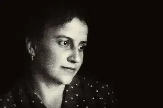 Há 102 anos, Maria Adelaide Coelho da Cunha fugiu com o chauffeur e abalou a sociedade lisboeta. Esta história é um filme