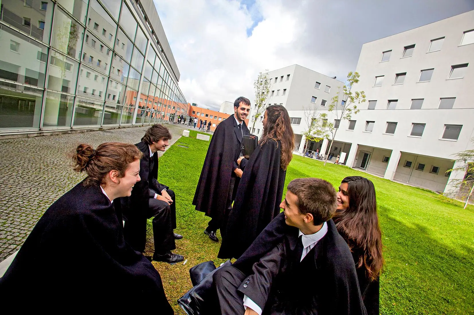 Governo reforça verbas para residências universitárias para evitar perder 2500 camas
