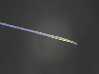 A análise é feita recorrendo a um microscópio e programa informático que captam as diferentes texturas e cores do fio de cabelo