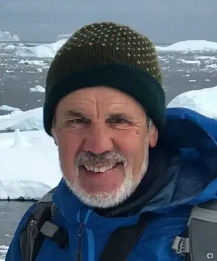 "À medida que perdemos gelo no Ártico, a água fria diminui a velocidade de circulação do oceano Atlântico, que reduz as chuvas sobre a Amazónia. Está tudo ligado e no futuro poderá ocorrer um efeito dominó global"