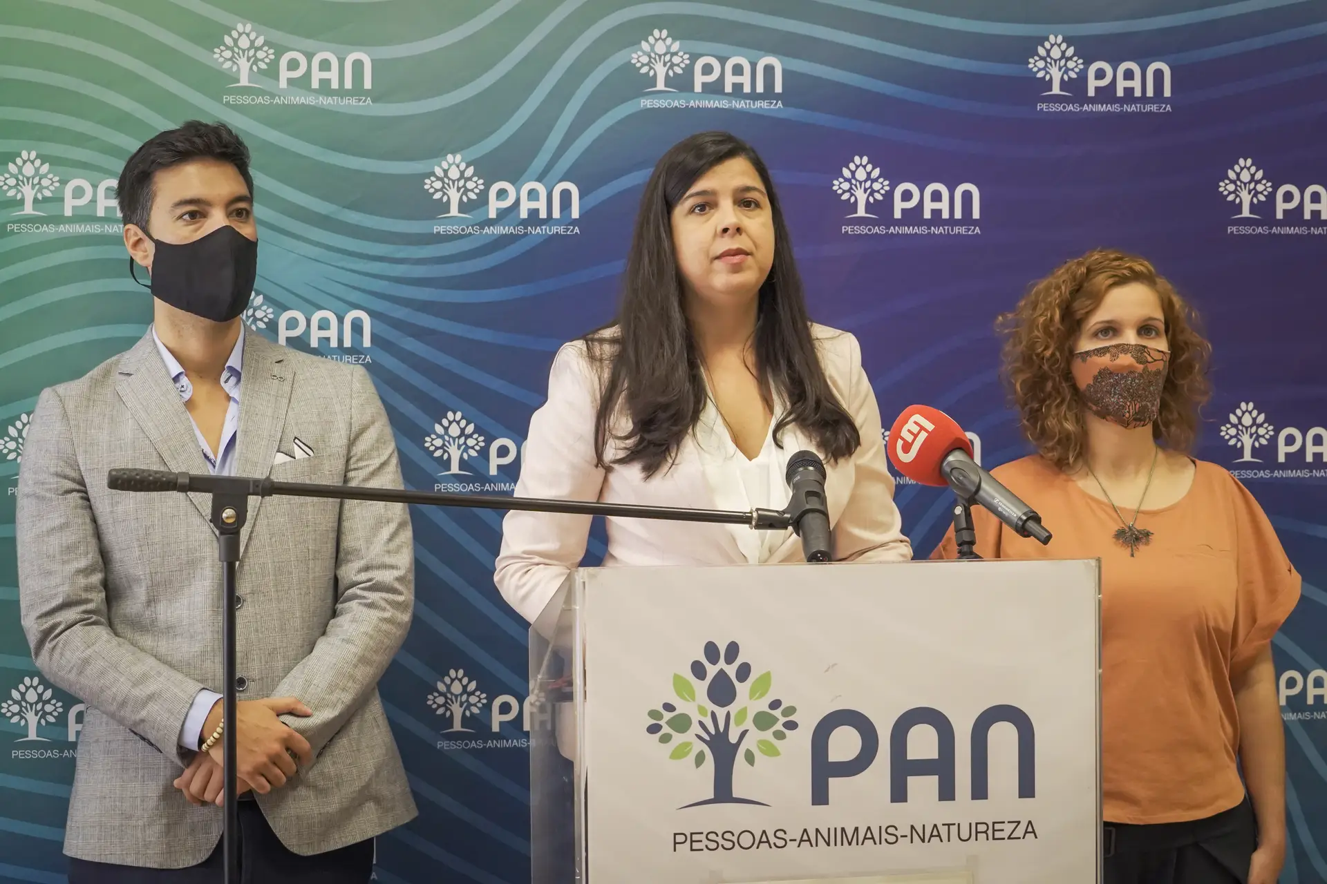PAN diz que processo de nomeação de Ana Paula Vitorino está "ferido de conflito de interesses e opacidade"