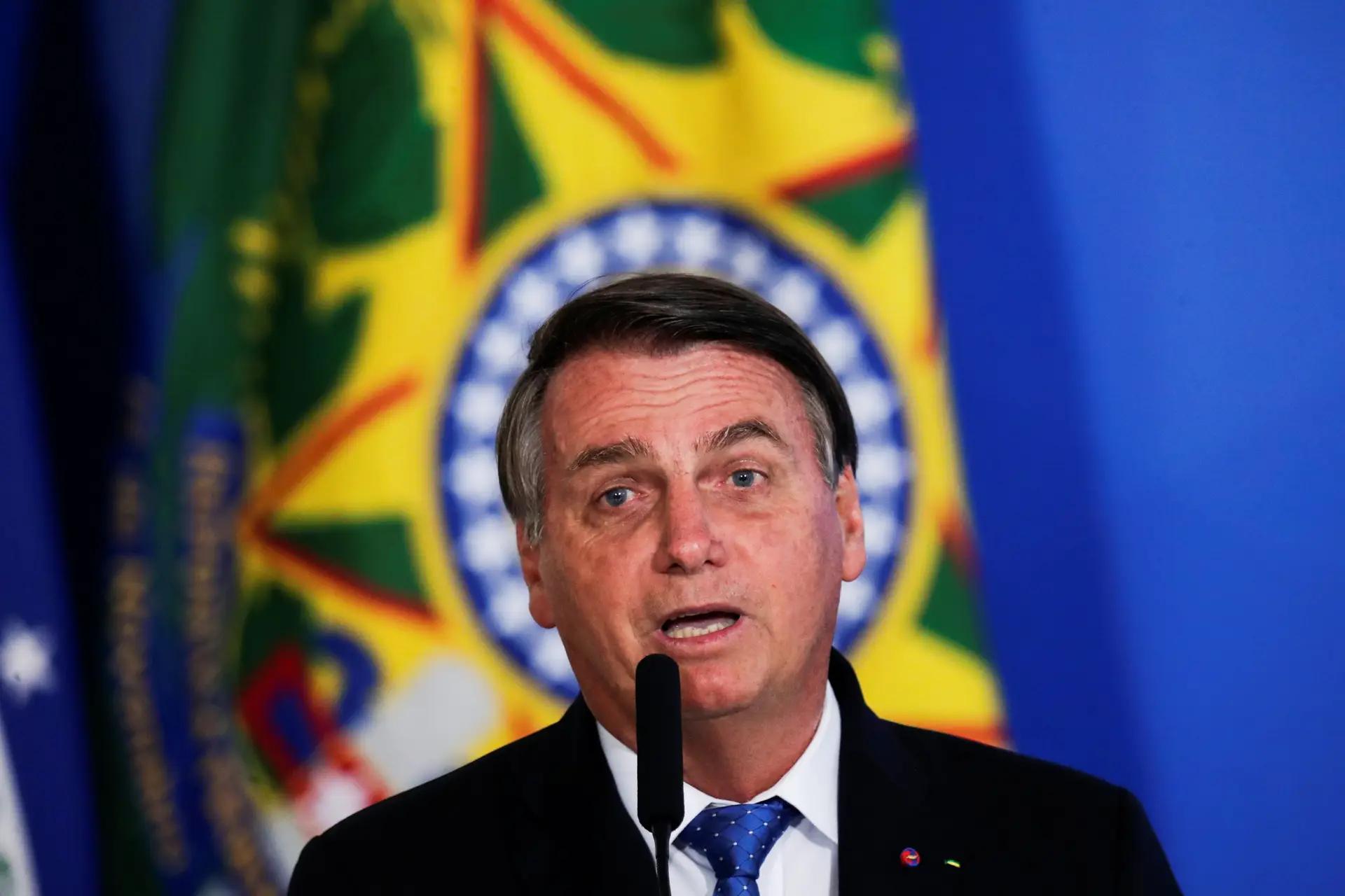 Bolsonaro diz que acabou com a Lava Jato por já não haver corrupção no  Governo - Expresso