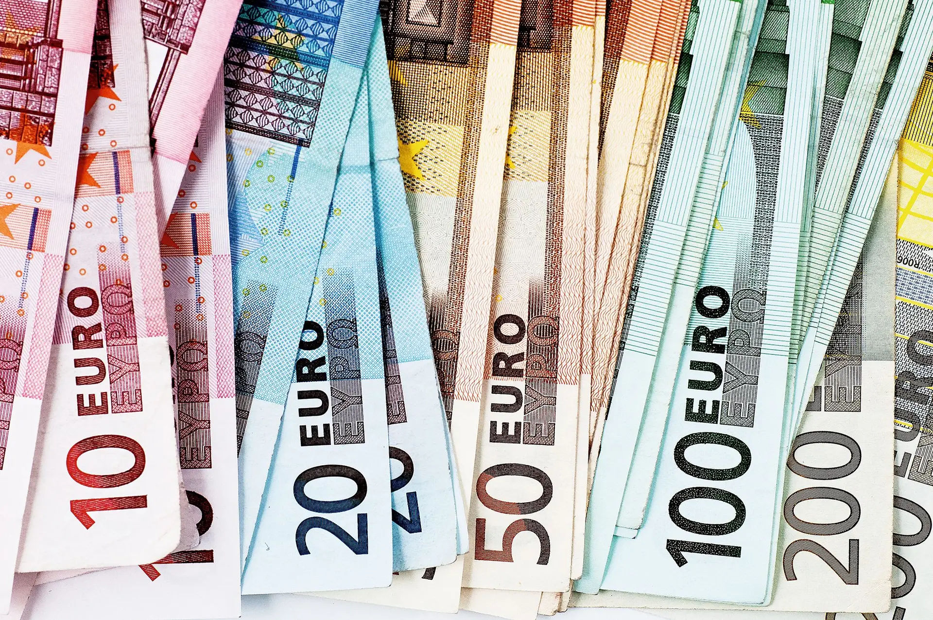 Taxas Euribor sobem a seis meses para um novo máximo desde janeiro de 2009