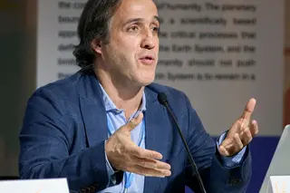 "O clima é algo absolutamente diferente para o direito internacional porque não é um território, é um sistema que funciona bem, um padrão de estabilidade do Sistema Terrestre favorável à vida humana" 