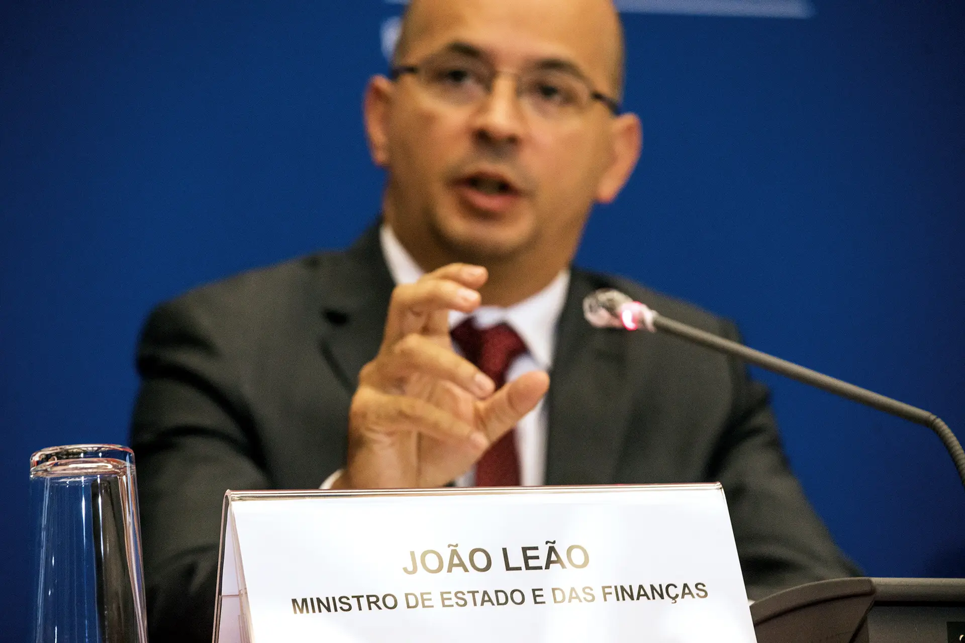 Orçamento do Estado. Não há (muita) vida além do défice futuro