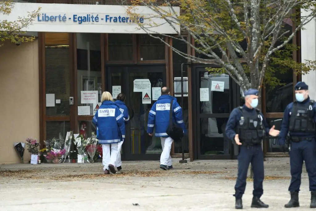 Terror em França: polícia já deteve nove pessoas relacionadas com decapitação de professor