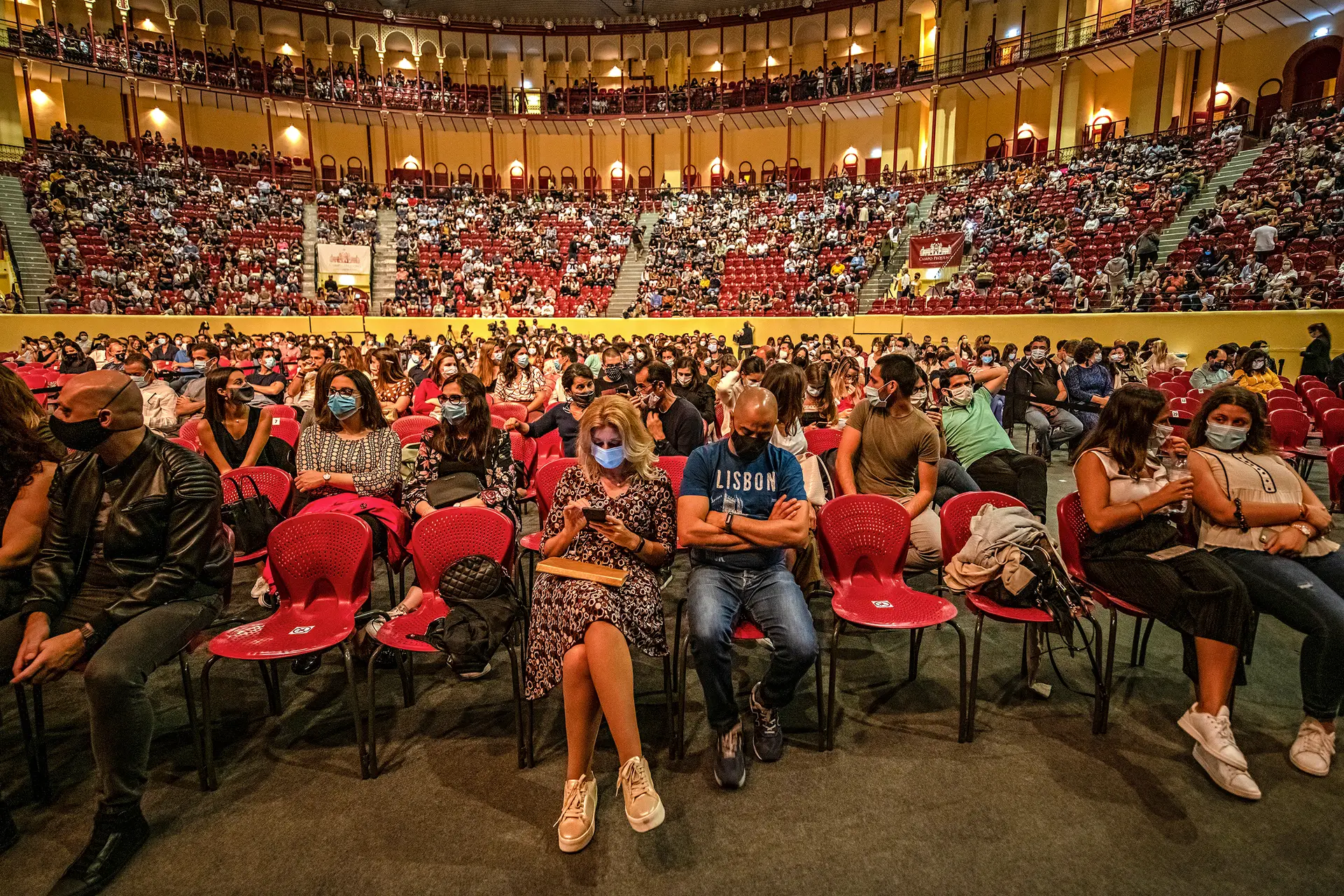 A cultura vai beneficiar do desconto no IVA, porém, como há poucos eventos agendados para o início de 2021, o sector poderá não ganhar com a medida. A 1 de junho, o espetáculo do humorista Bruno Nogueira encheu o Campo Pequeno