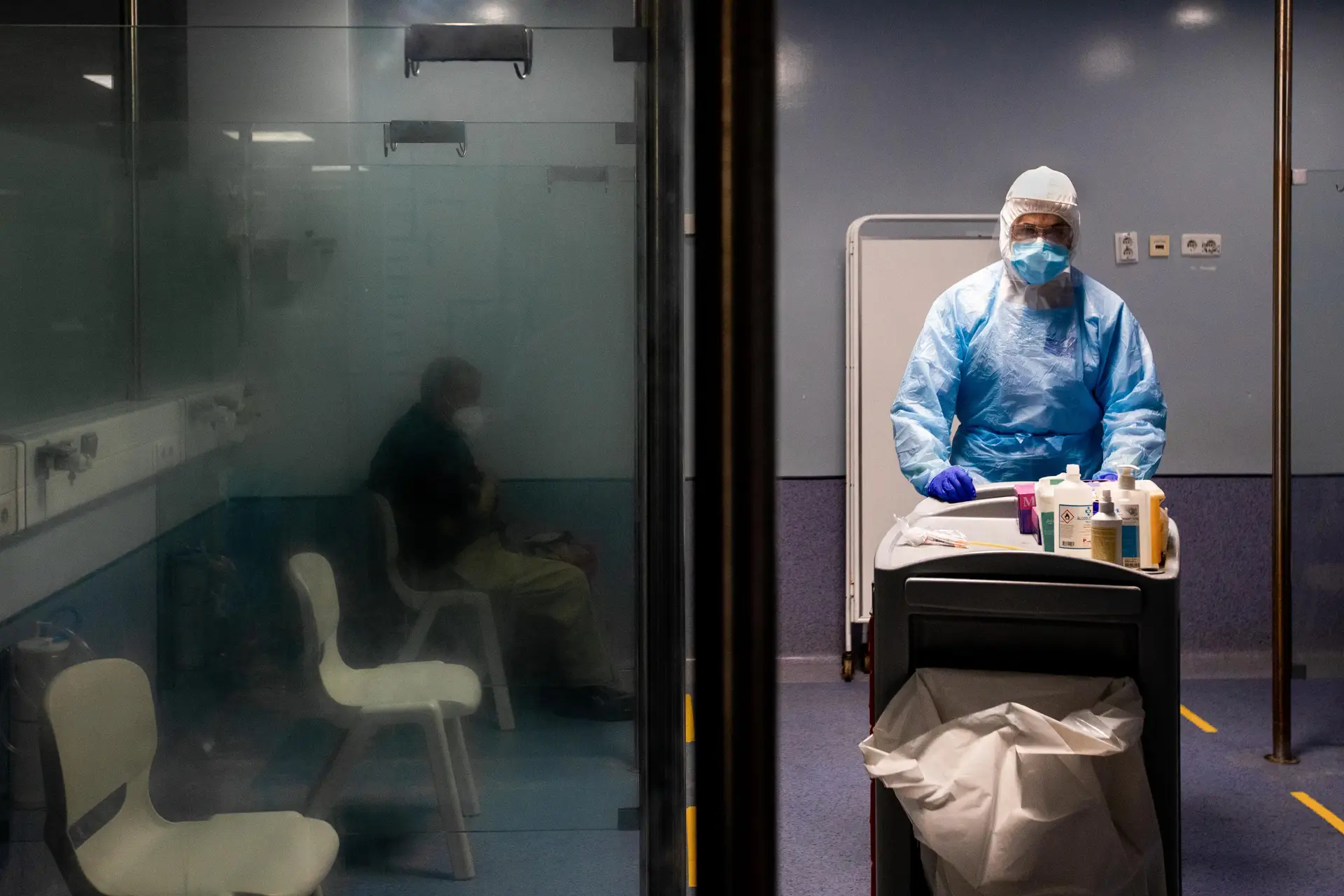 Covid-19: afluência às urgências duplica nos hospitais do Oeste face a 2020