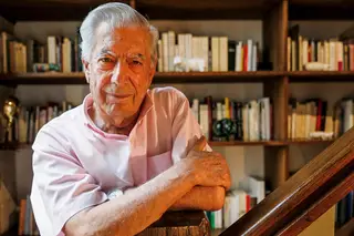 "A ficção salvará a democracia", promete Vargas Llosa ao entrar na Academia Francesa