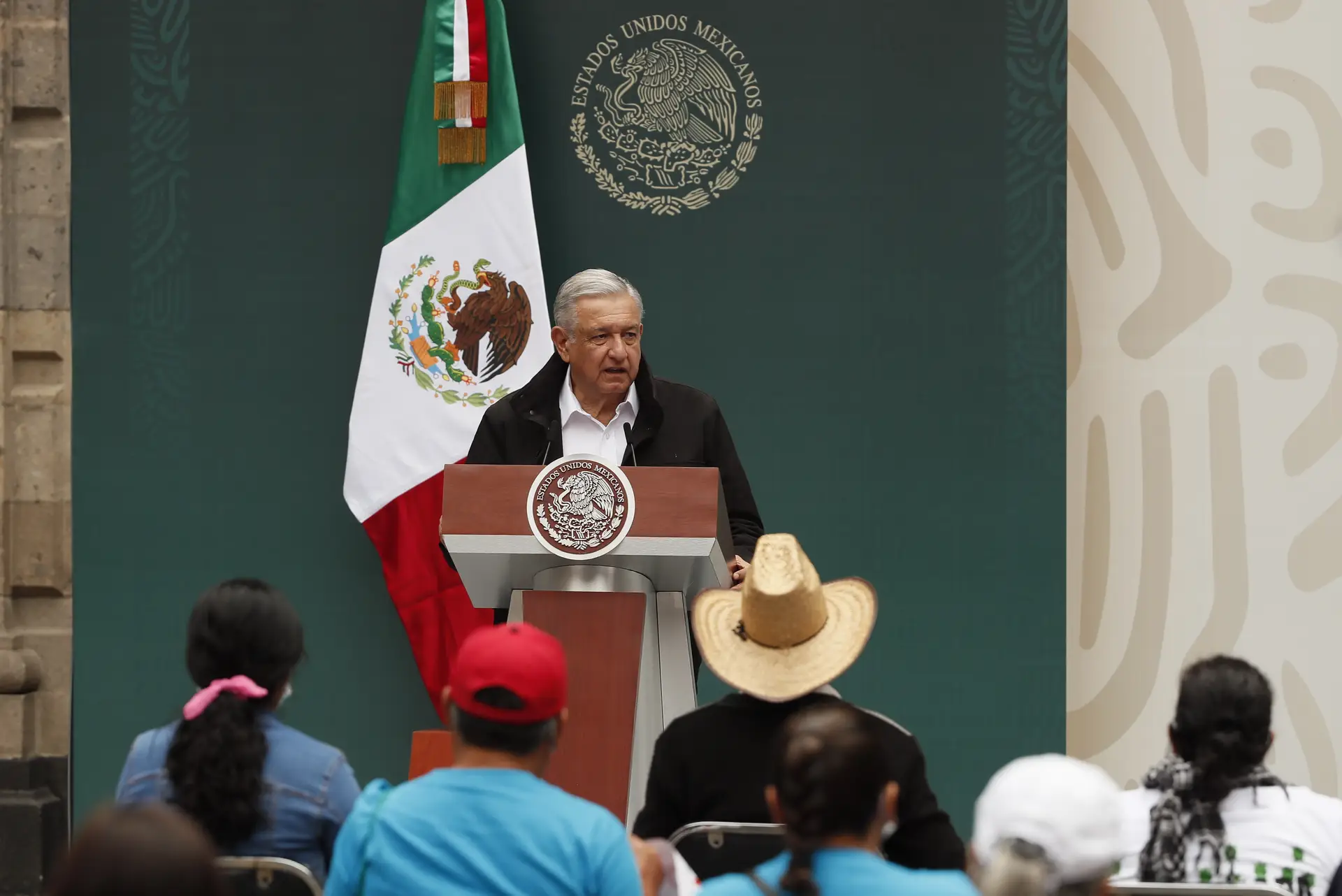 Presidente mexicano recusa reconhecer já a vitória de Biden