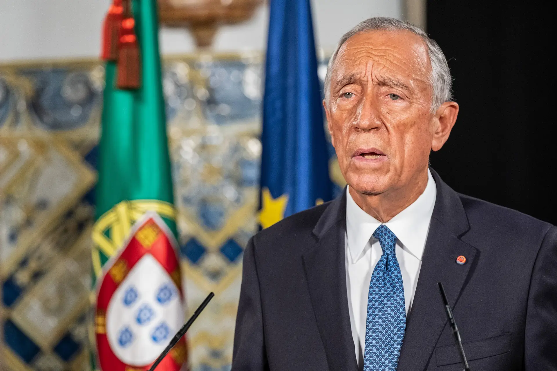 Covid-19. Marcelo promulga decreto do Governo que regulamenta estado de emergência