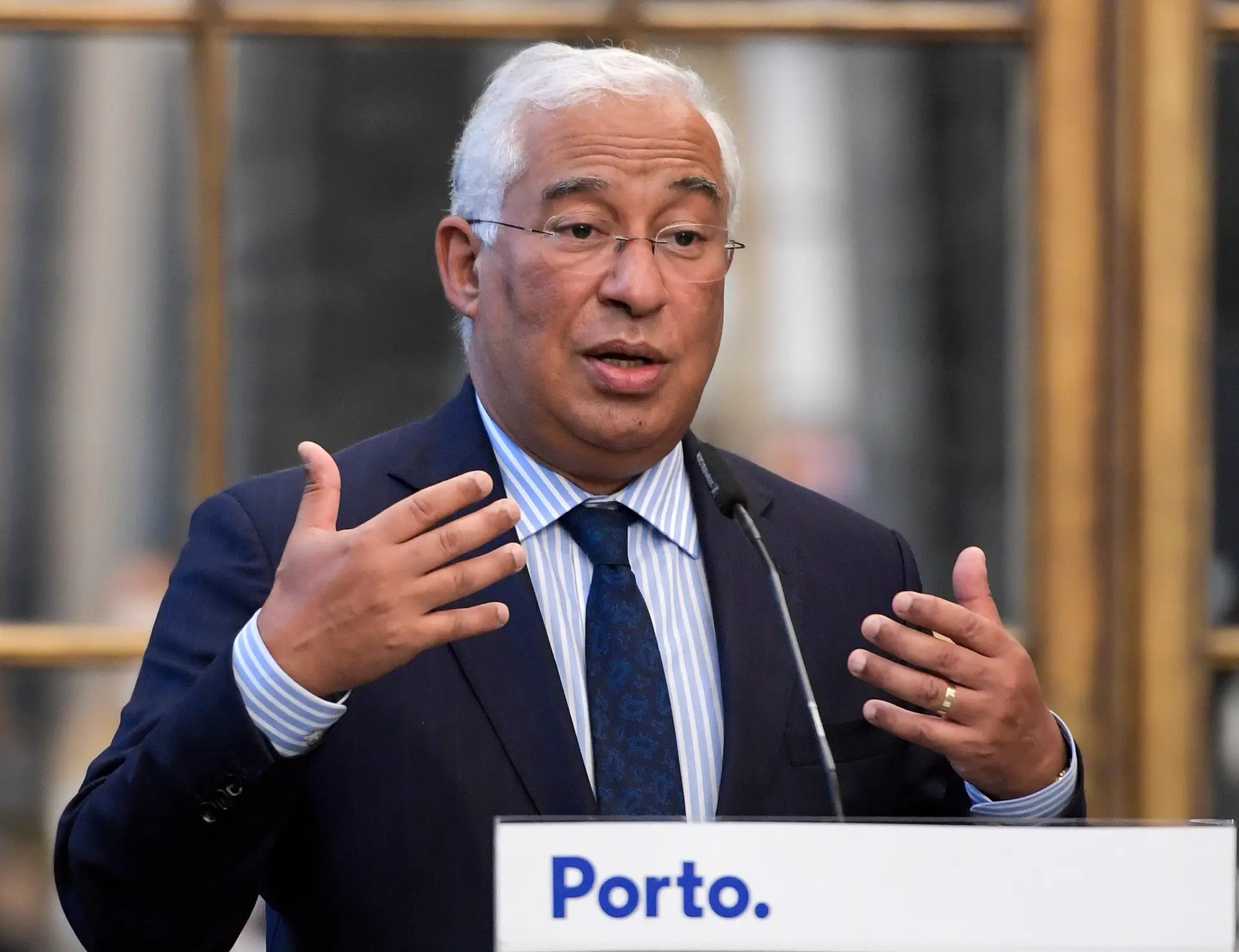Covid-19: Costa destaca “dever cívico exemplar” dos portugueses durante o fim de semana