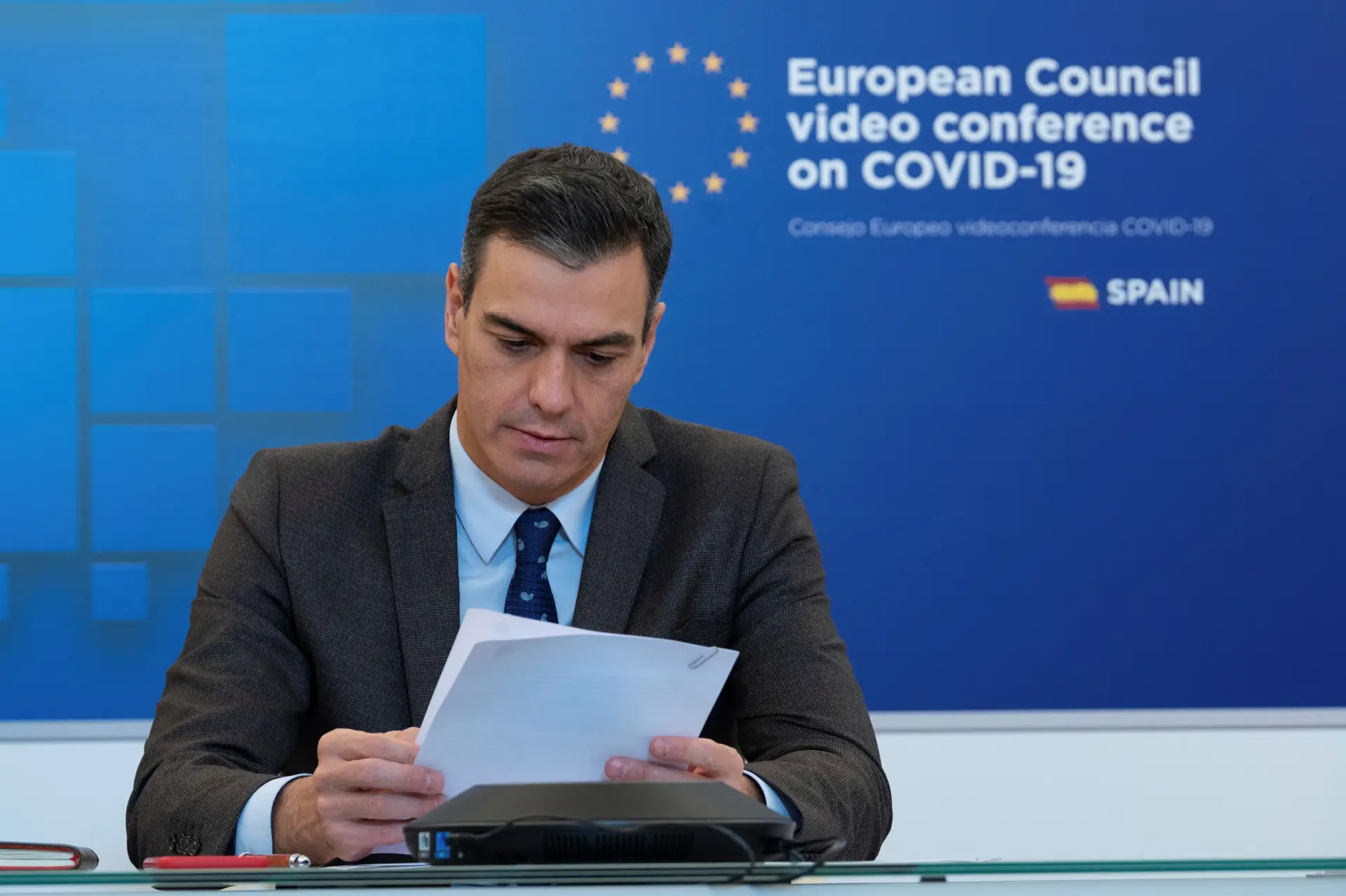 Covid. Espanha vai ter 13 mil centros de vacinação, Governo diz que grande parte da população estará vacinada até julho de 2021