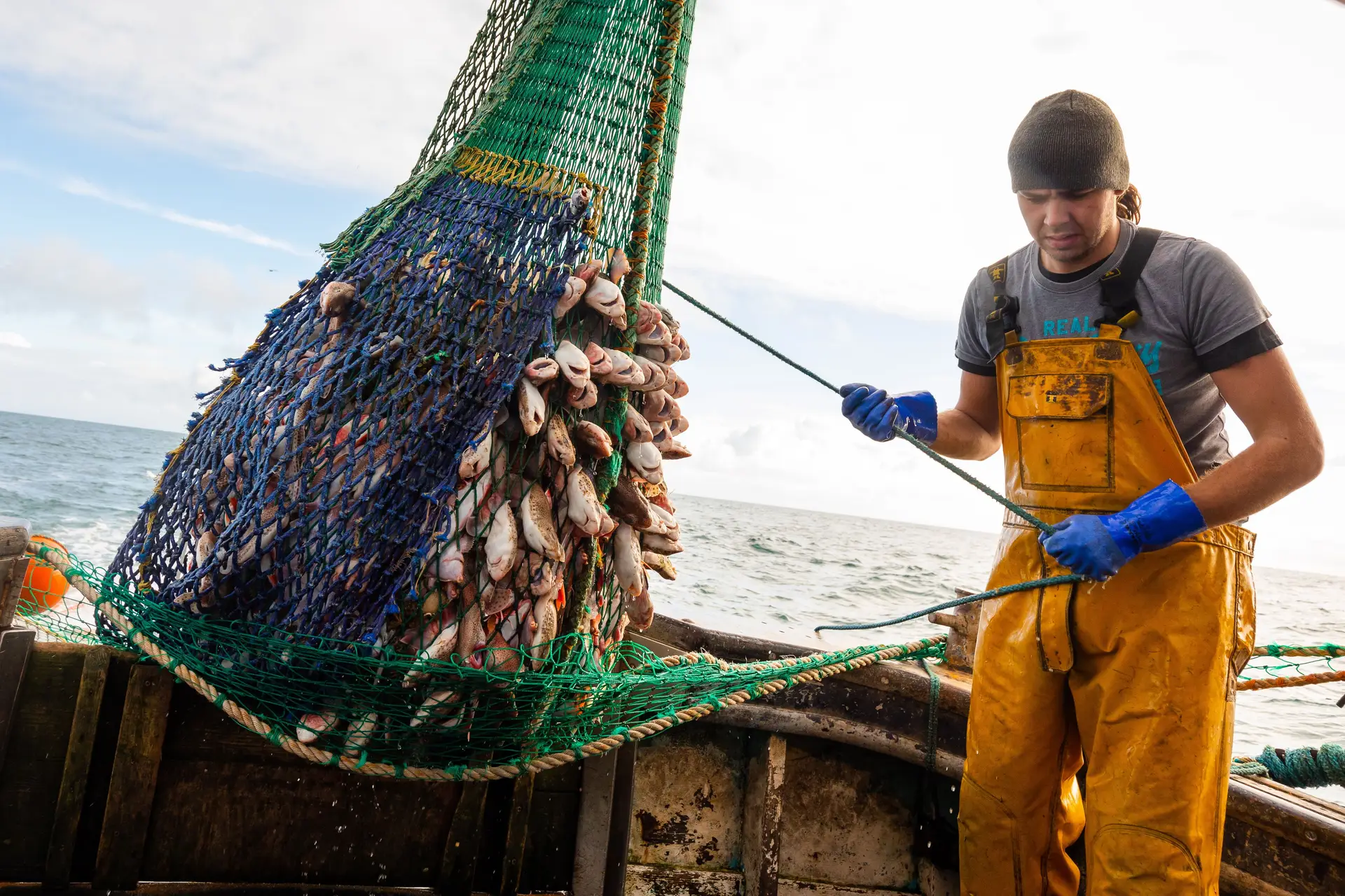 Pesca em New Haven, no sul de Inglaterra. Os pescadores britânicos veem na saída da UE a hipótese de ressuscitar um sector que tem perdido peso na economia do Reino Unido