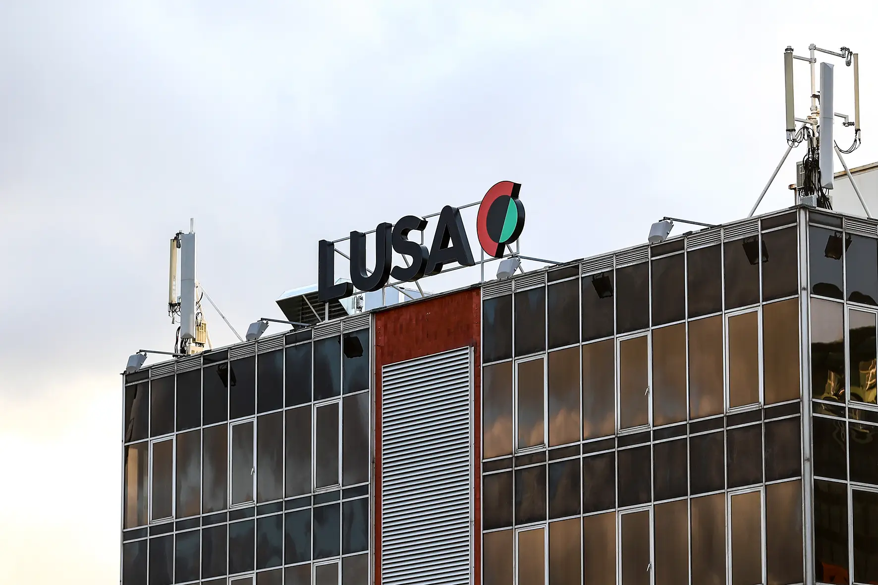 Se comprar a posição na Impresa, o grupo Bel passará a ter 45,71% da Lusa, onde o Estado tem 50,14%