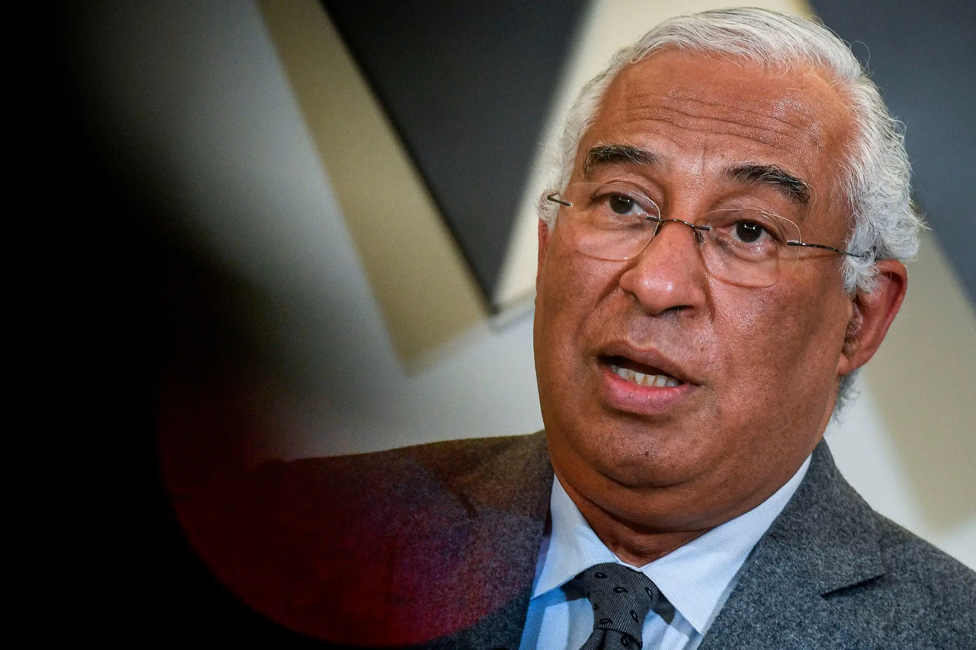 Expresso O Pior Ainda Dura Semanas Admite Antonio Costa Escolas Nao Reabrem Em 15 Dias Aulas Deverao Ser Online