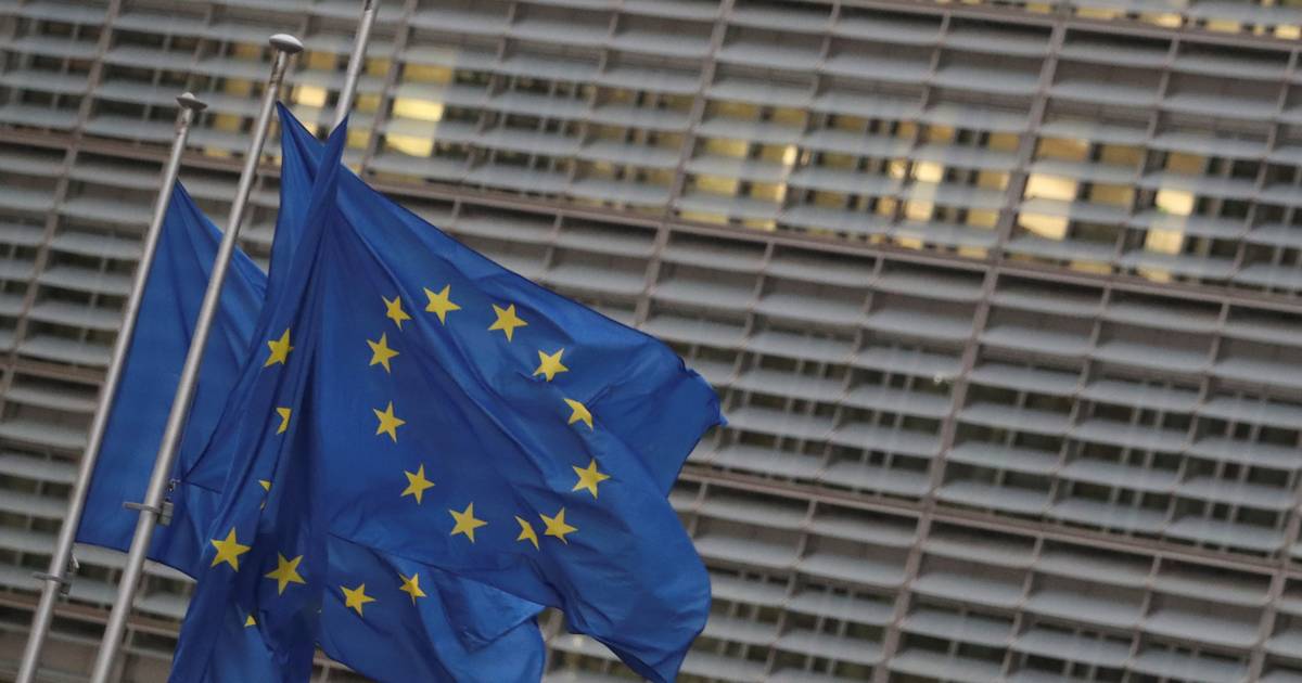 Bruxelas espera pedido de 3,3 mil milhões de euros em empréstimos, Portugal ainda a finalizar plano