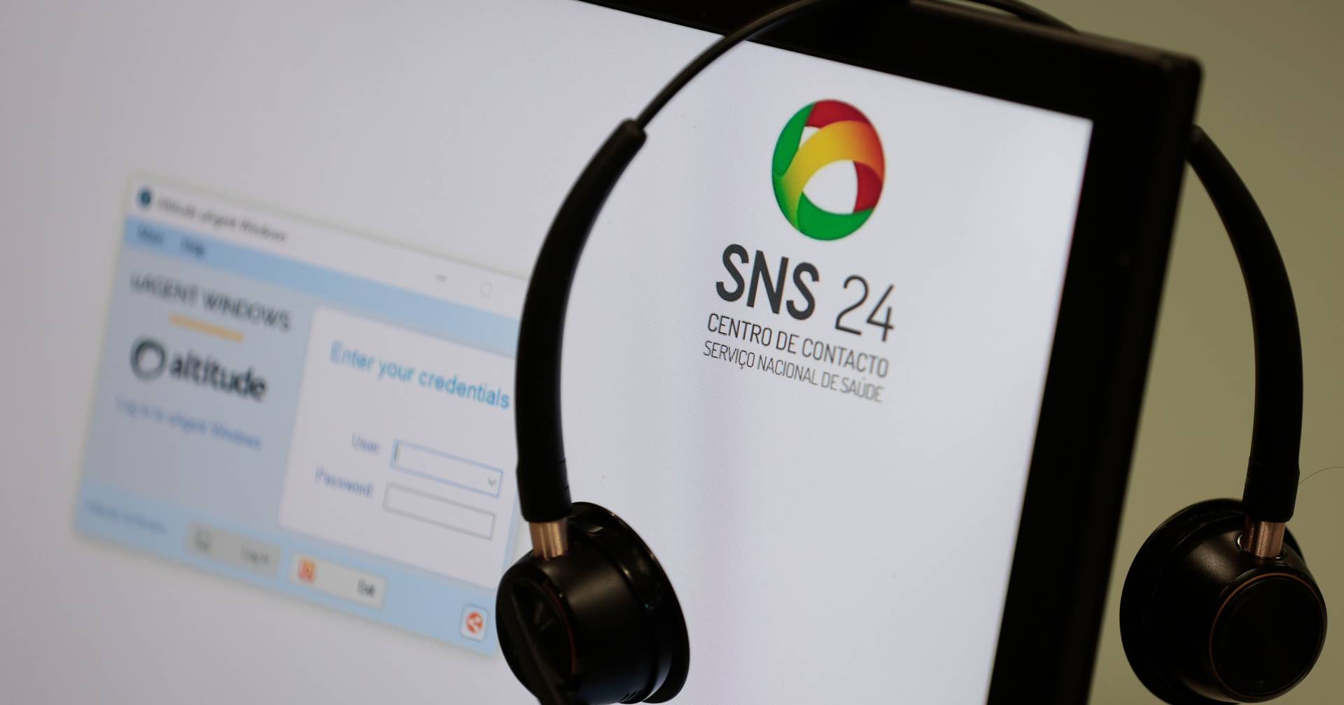 Linha SNS 24 atendeu 9 milhões de chamadas, a aplicação foi ...