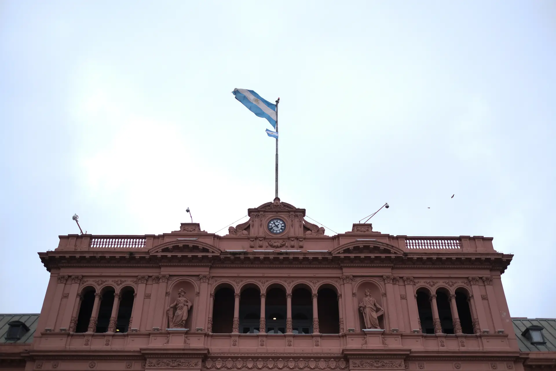 Argentina anuncia inflação de 7% em agosto e acumula 78,5% de aumento de preços nos últimos 12 meses