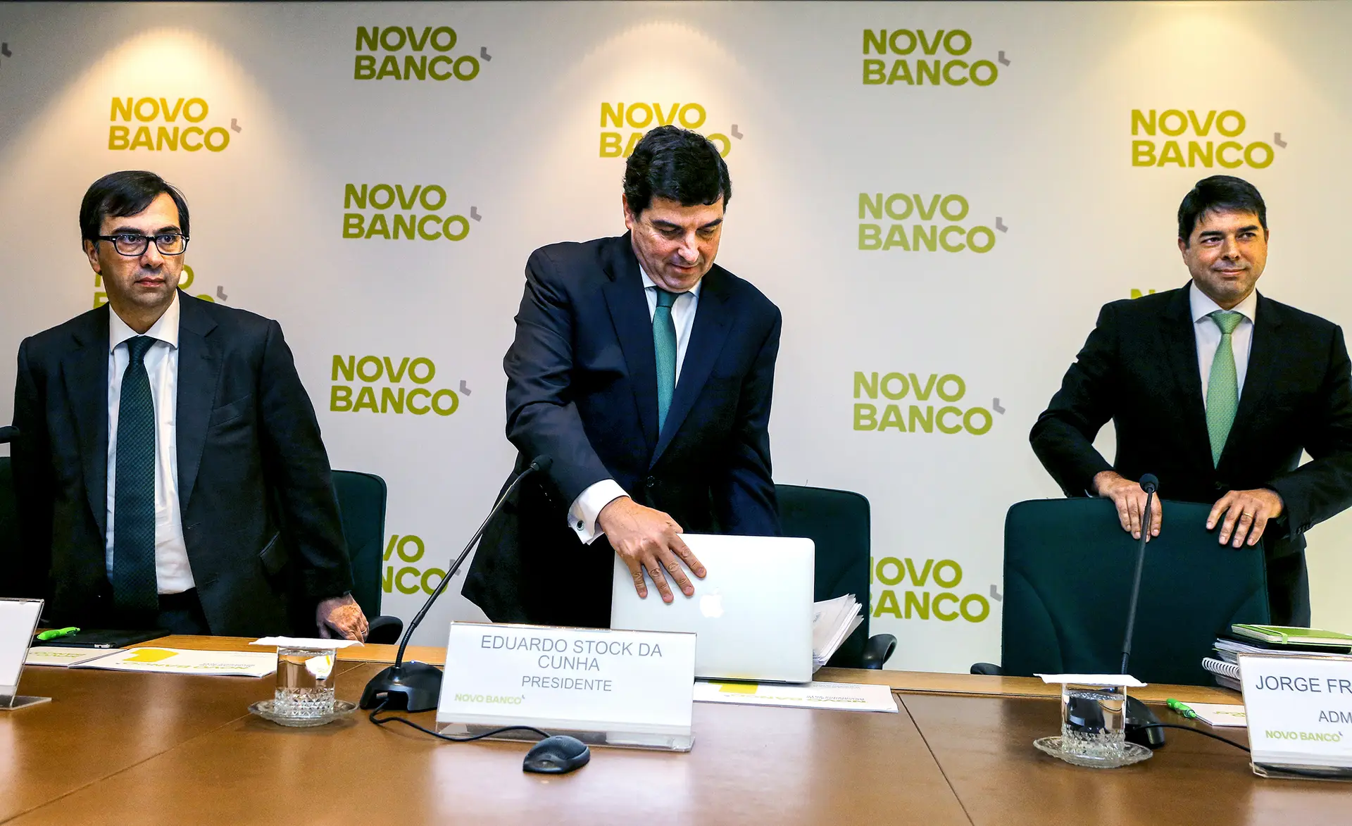 Em 2014, Vítor Fernandes, vindo da ECS, e Jorge Cardoso, da CGD, fizeram parte da equipa de Eduardo Stock da Cunha no Novo Banco, tendo ficado  na gestão de António Ramalho até 2020