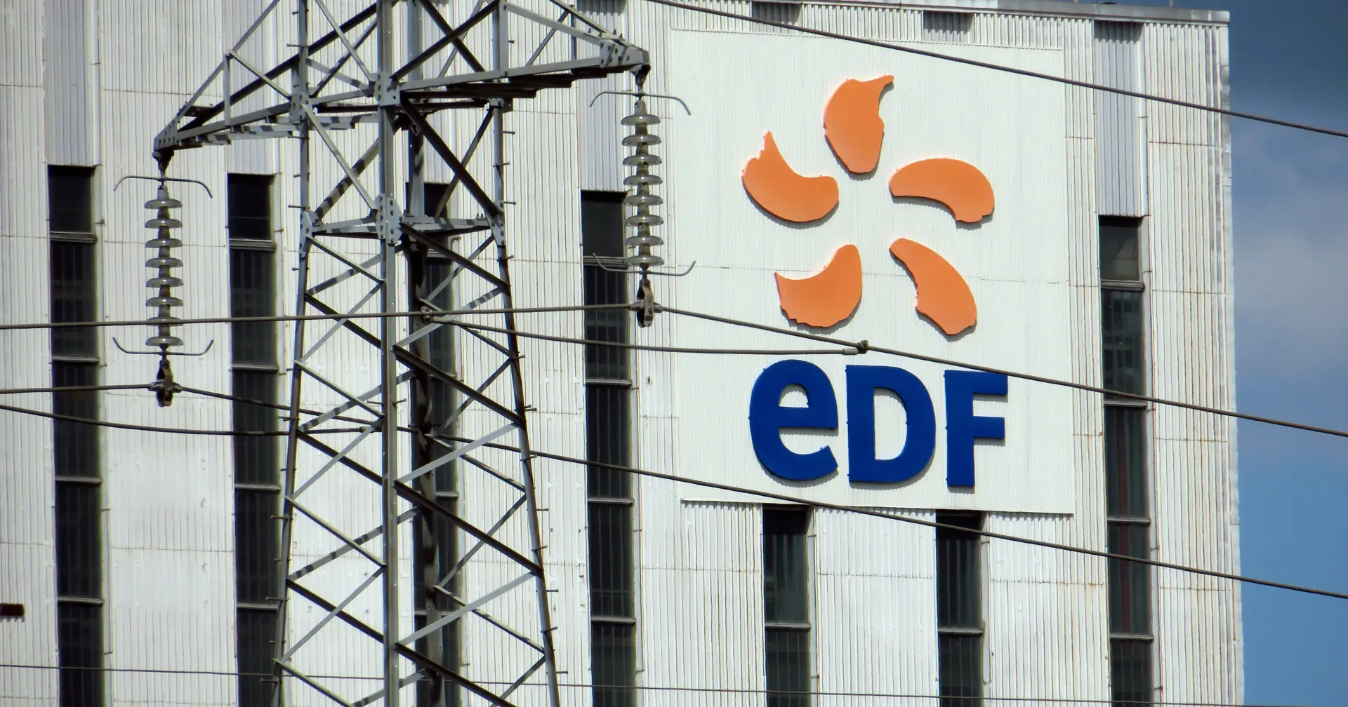 Nacionalização da EDF deverá custar 9,7 mil milhões de euros