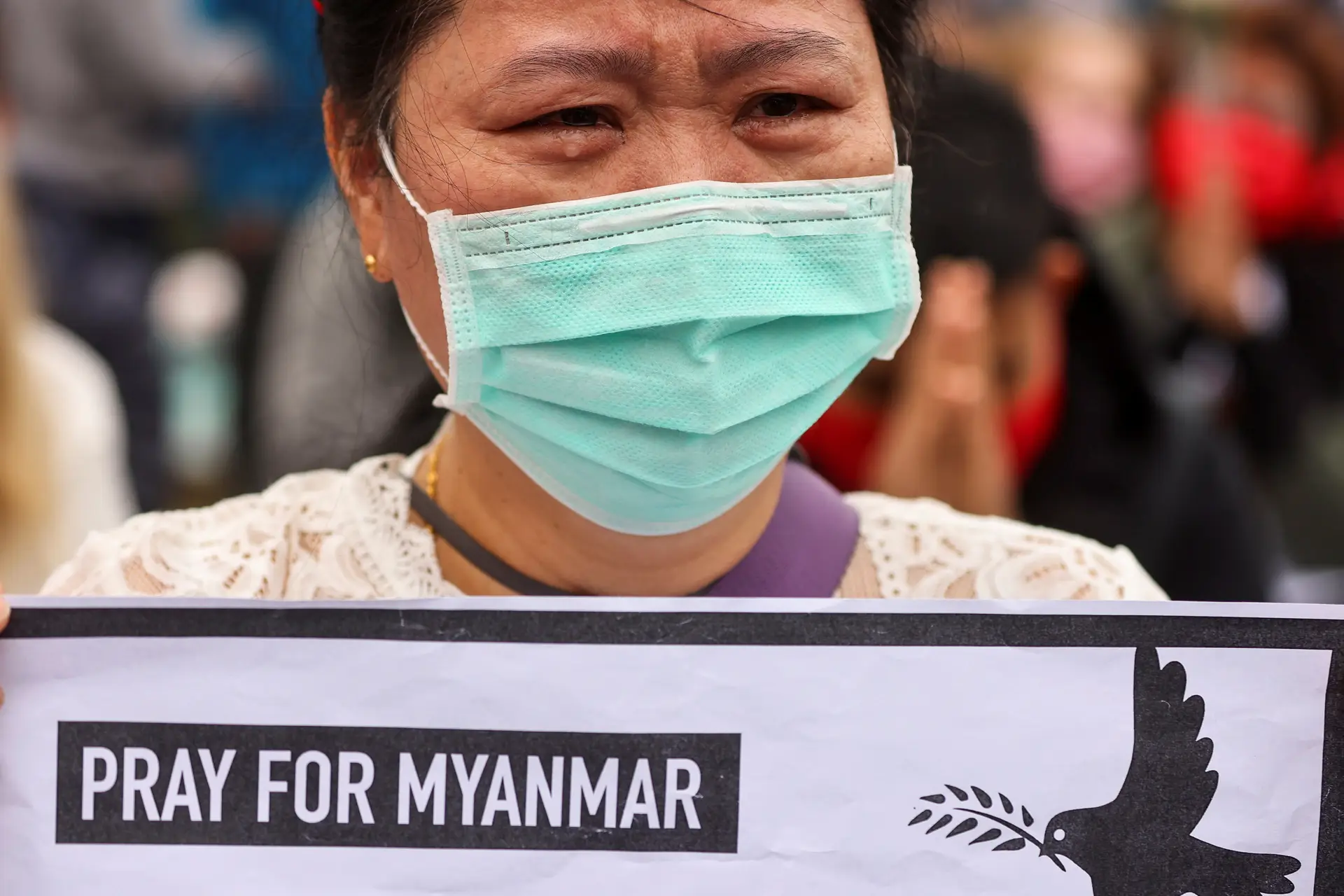 Myanmar. UE sanciona chefe da junta militar e dez outros altos responsáveis