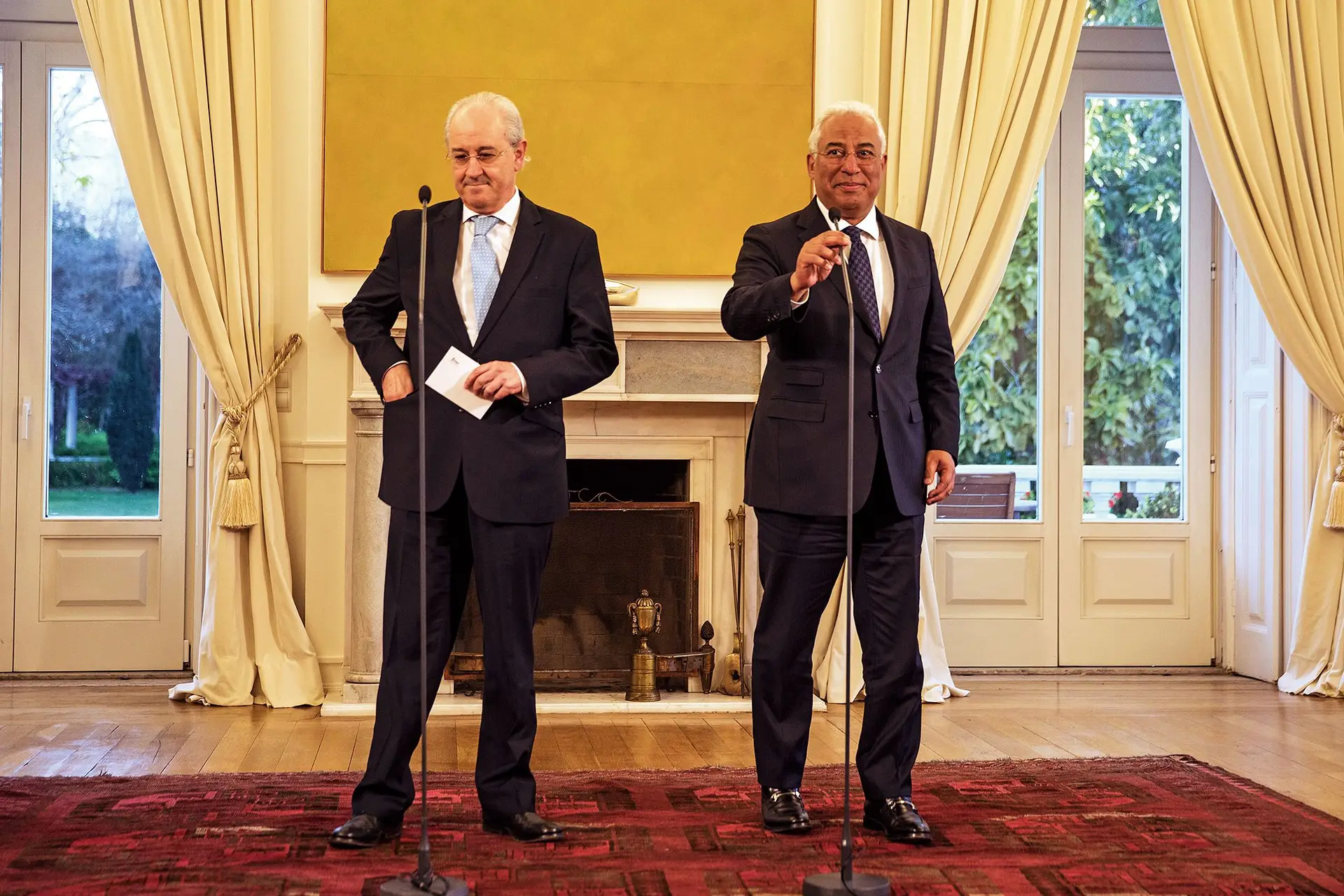 Sondagem Expresso-SIC: PSD sobe, PS desce (e fica tudo na mesma)