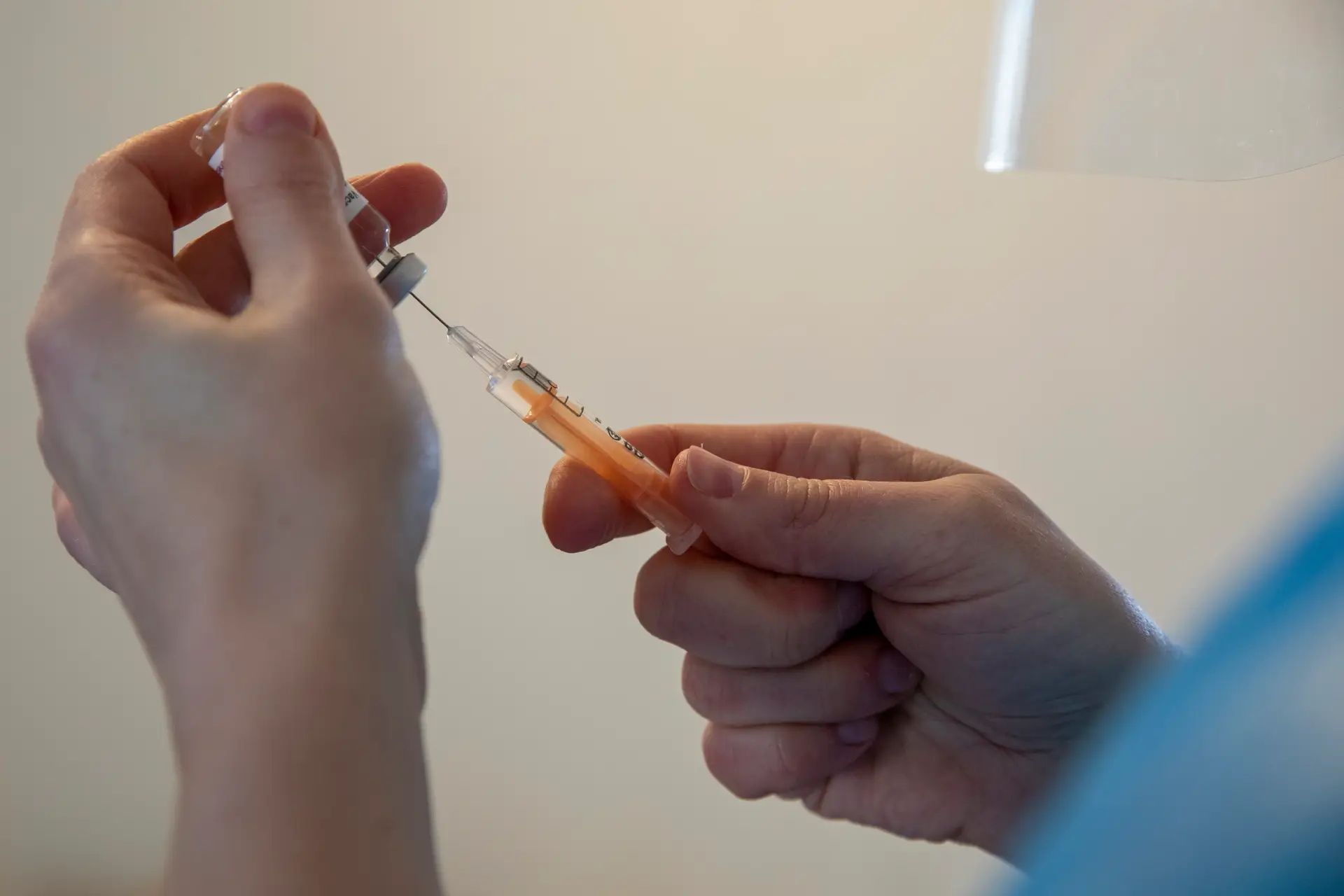 Estados Unidos vão distribuir até 60 milhões de doses de vacinas da AstraZeneca
