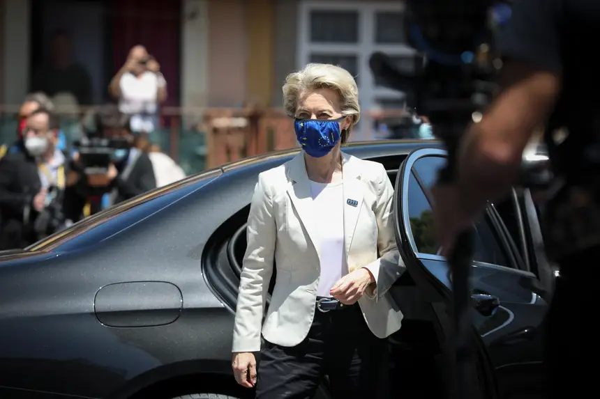 Expresso | Von der Leyen fala em enfermeira portuguesa ...