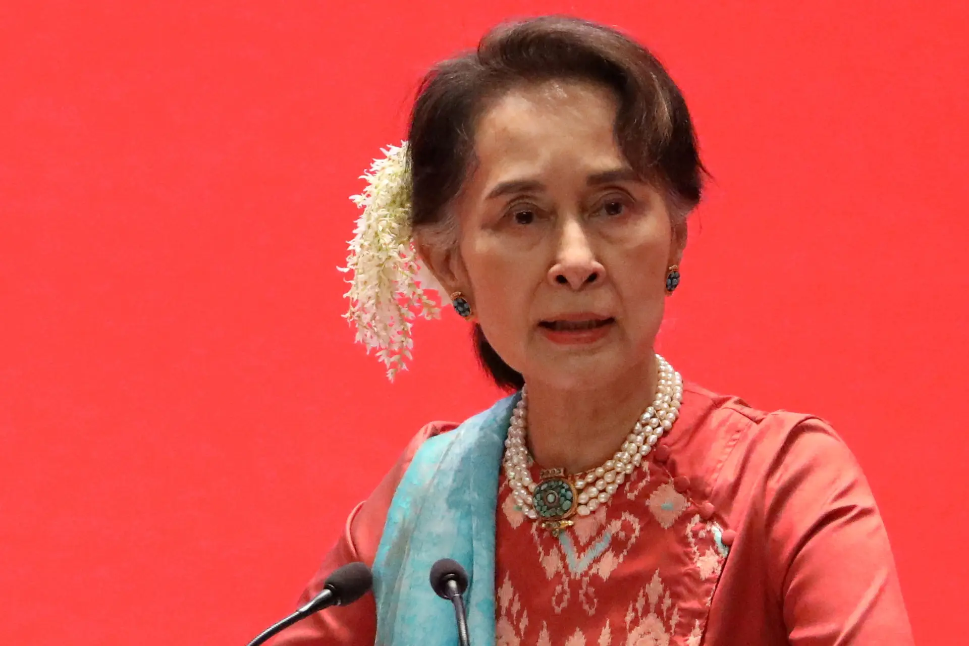 Nobel da Paz Aung San Suu Kyi condenada a mais seis anos de prisão