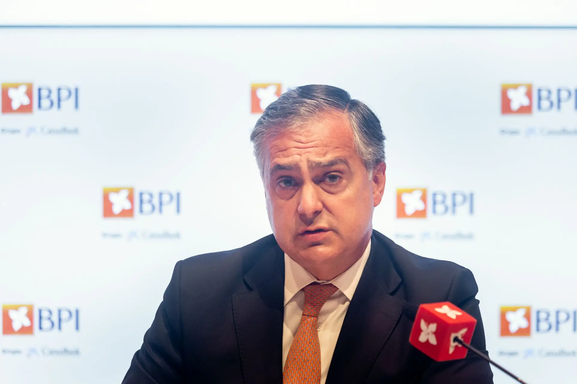 Crispação política: presidente do BPI pede “paz” às “várias instituições”