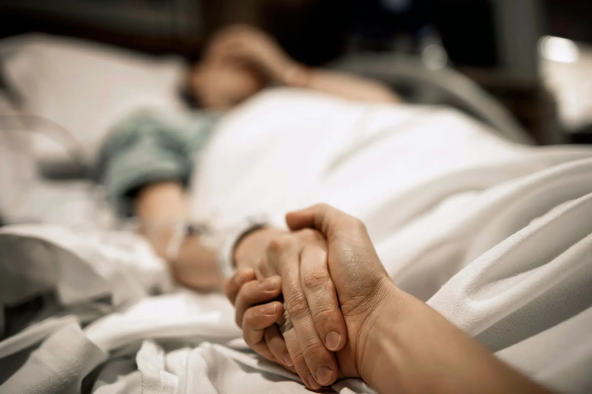 Muitos doentes com cancro em estado avançado preferem morrer em casa, junto da família