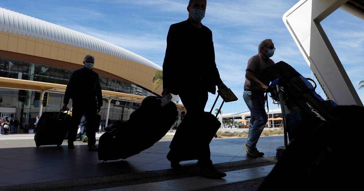 Aeroporto de Faro ganha voos diretos para Nova Iorque, Helsínquia e Reiquiavique