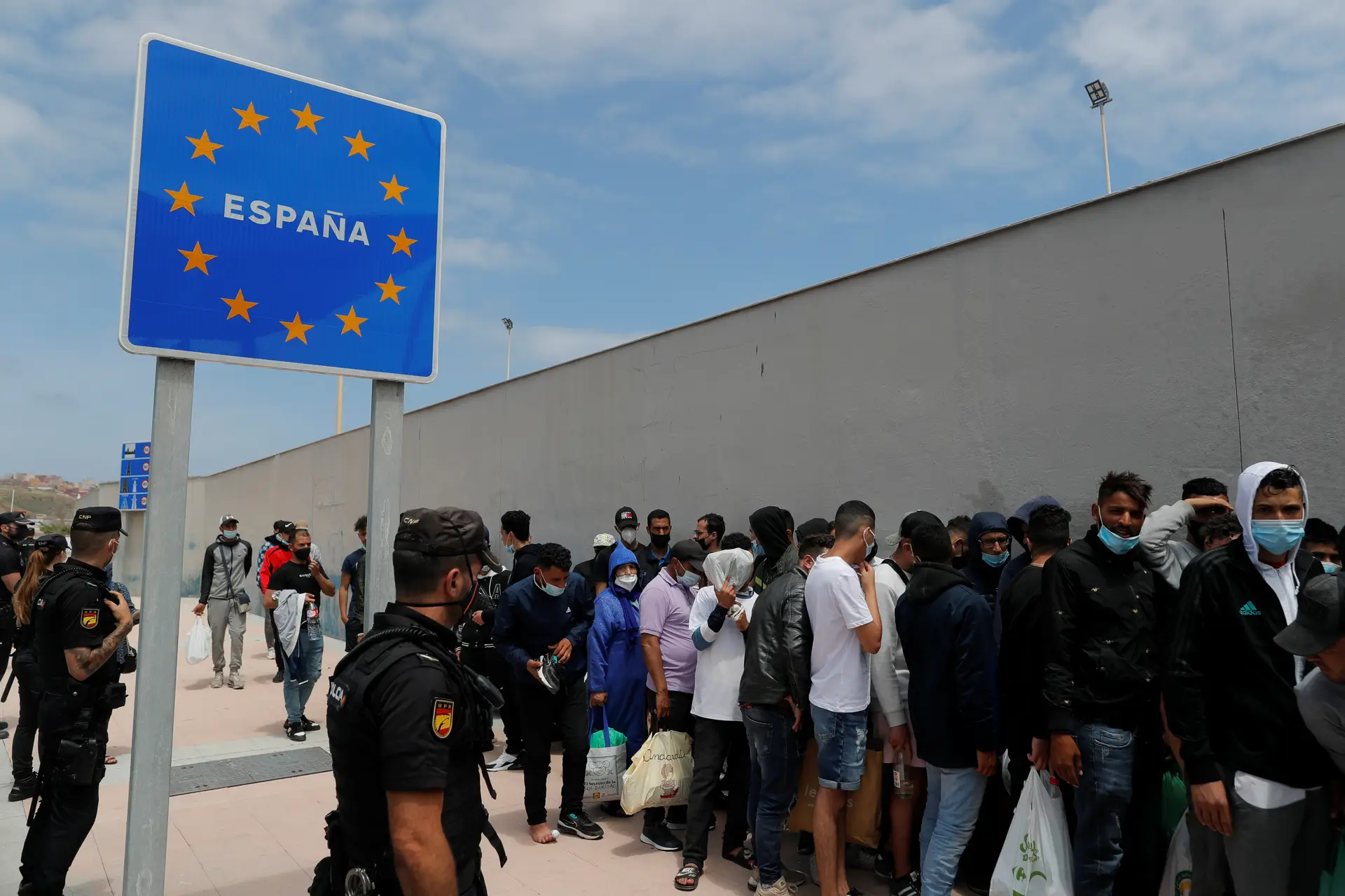 Covid-19. Ceuta regista nove casos de infeção em jovens migrantes