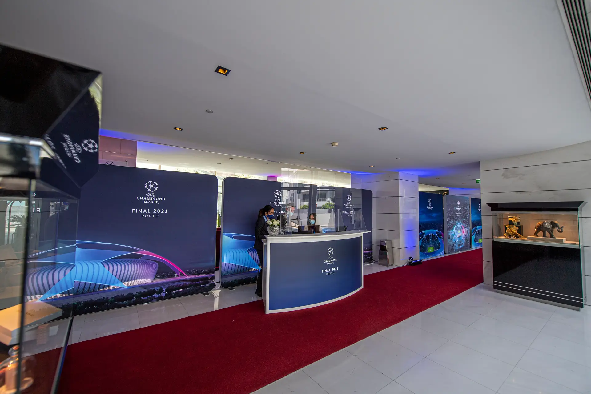 O Hotel Sheraton é o quartel general da UEFA na final da Champions